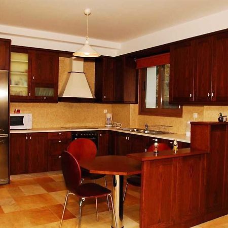Giannikakis Villas Istron Esterno foto