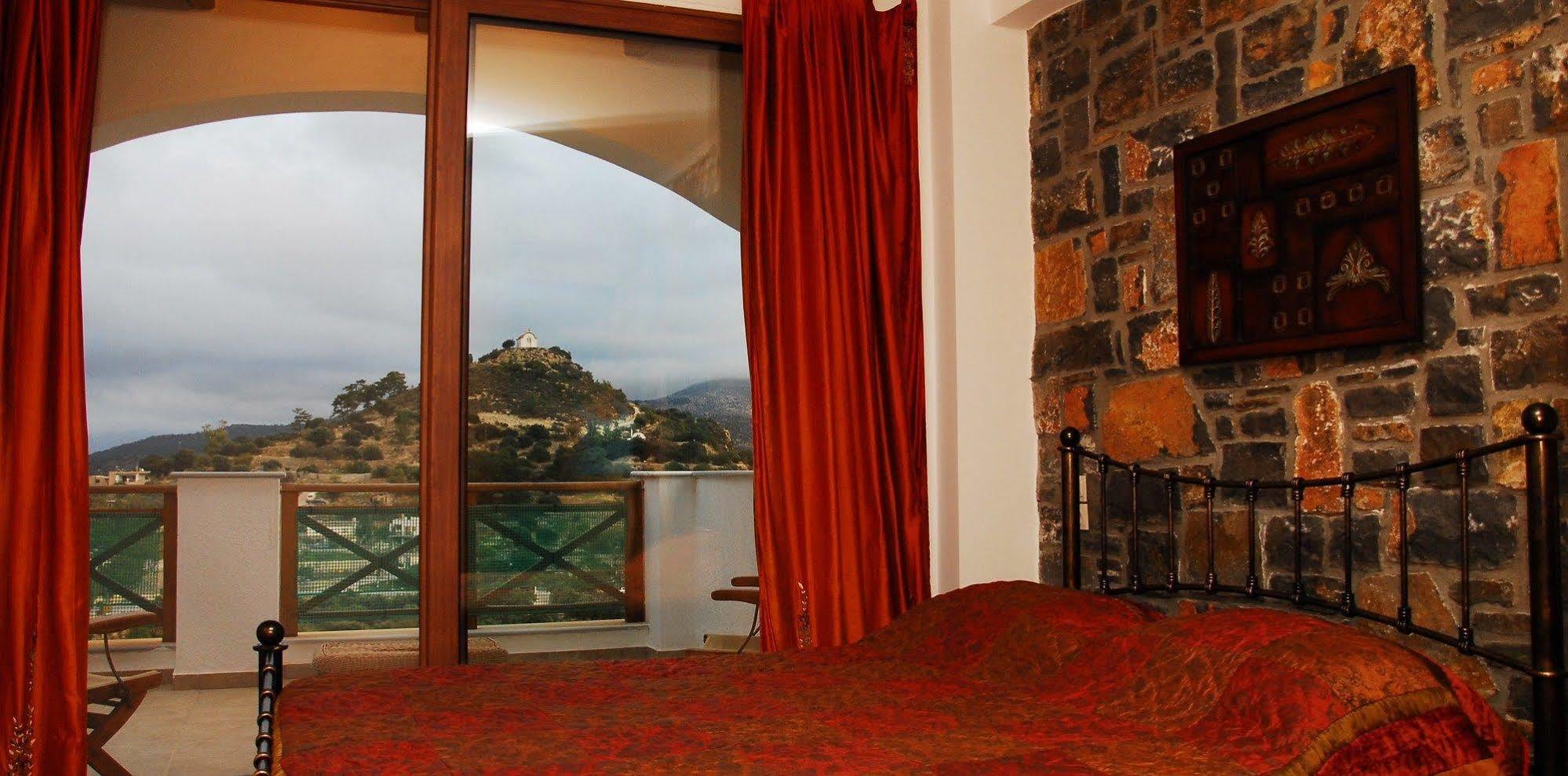 Giannikakis Villas Istron Esterno foto